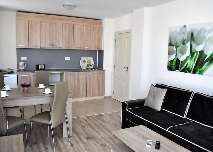 Zevs Apartament Nesebăr
