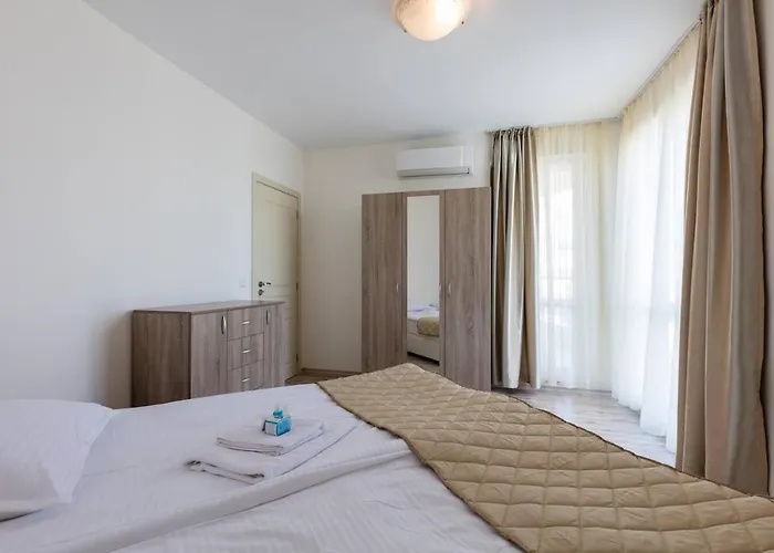 Zevs Apartament Nesebăr