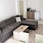 Zevs Apartment *