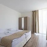 Zevs Apartment